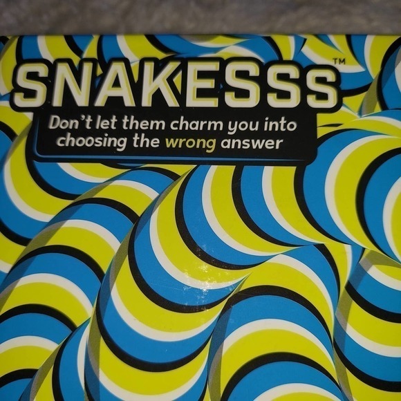snakessss Party Trivia Game, NEW in Box. Factory Sealed. - Picture 2 of 9